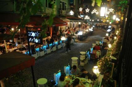 restaurantes Estambul comer Santa Sofia adonin cafe